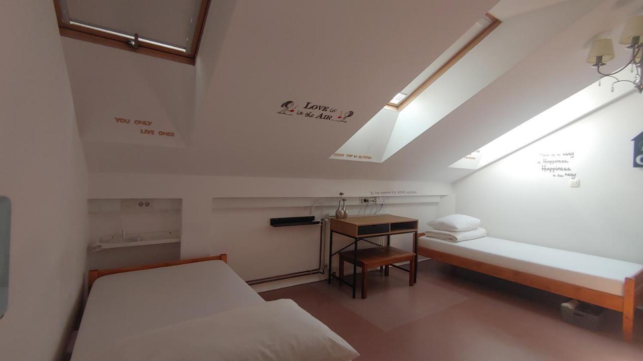 Goodlebang, 3 Bed Apartment, Center